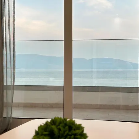 Aura * Vlorë
